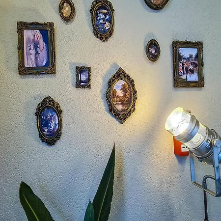 Uva Bed and Breakfast Φετιγιέ