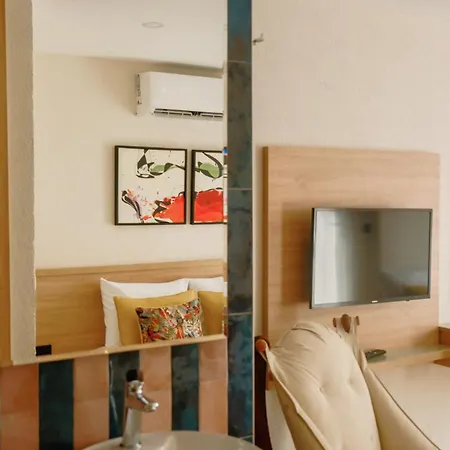 Uva Couette-café 4*