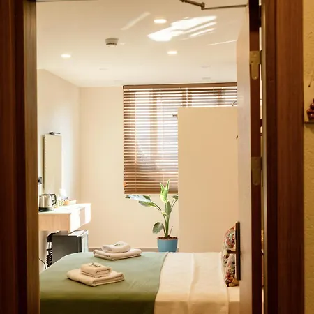 Couette-café Uva 4*