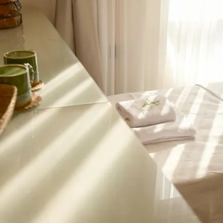 Uva Bed and Breakfast Φετιγιέ